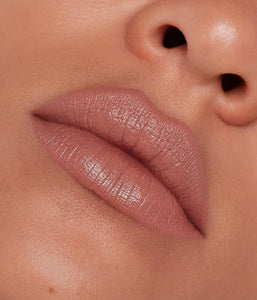 R.e.m. Beauty On Your Collar Classic Lipstick Pick - Pucker Up *read/pics 